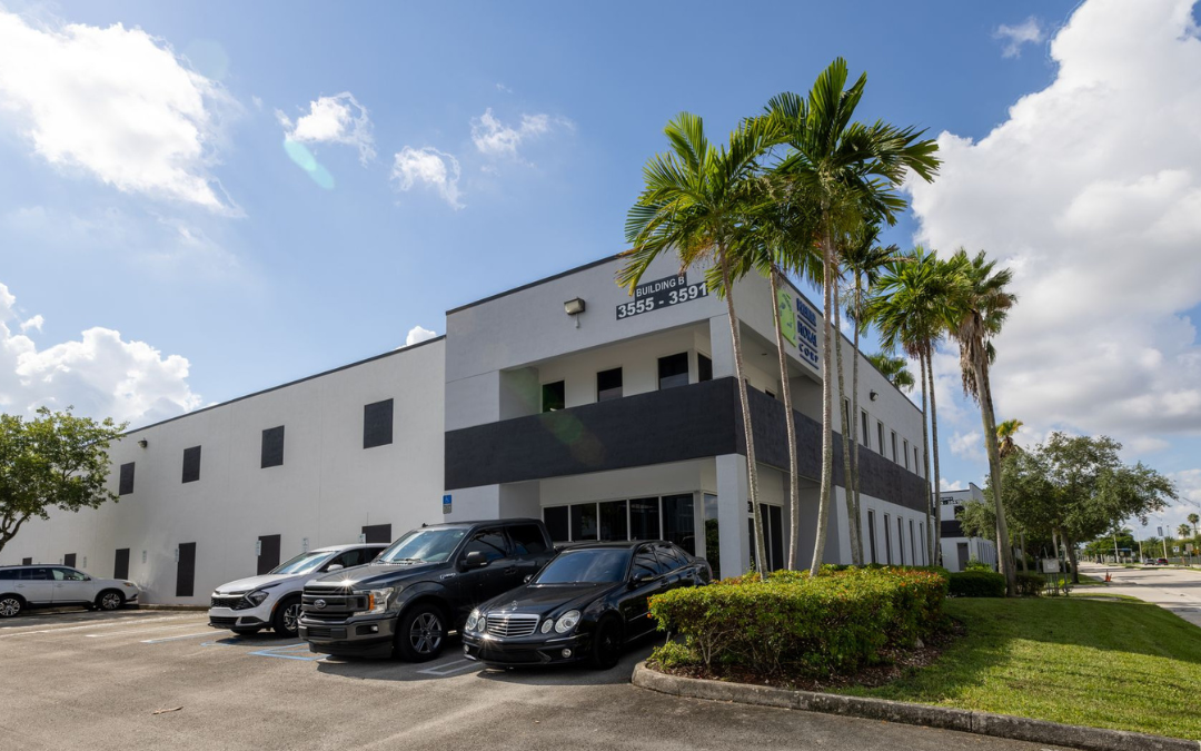 Warehouse (Unit 3555) For Sale Doral, FL